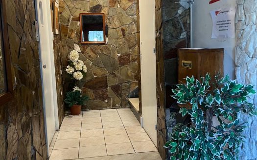 Precioso Apartamento De Un Dormitorio En Cordón, Cerquita De Bvar. Artigas Y 18 De Julio