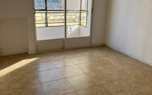 Precioso Apartamento De Un Dormitorio En Cordón, Cerquita De Bvar. Artigas Y 18 De Julio
