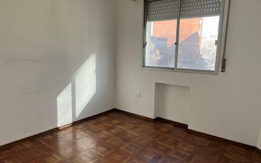 Precioso Apartamento De Un Dormitorio En Cordón, Cerquita De Bvar. Artigas Y 18 De Julio