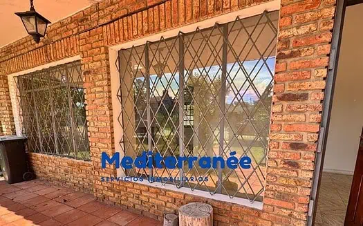 Imponente Casa Sobre Avenida Del Parque, Shangrila.